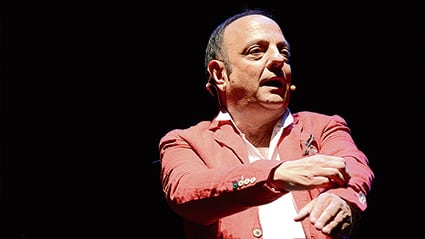 Etchecopar tiene a gala faltar el respeto y usar lenguaje soez.