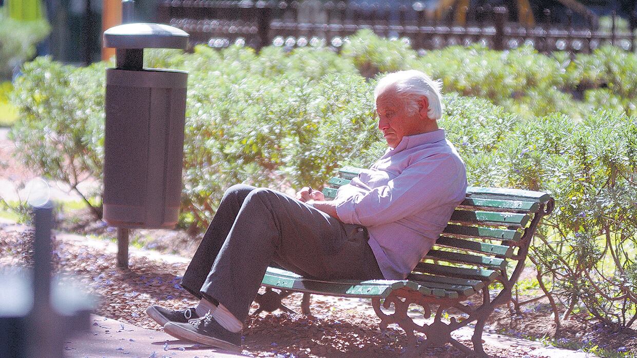 La jubilación mínima perderá 455 pesos de aumento en marzo con el cambio de la movilidad.