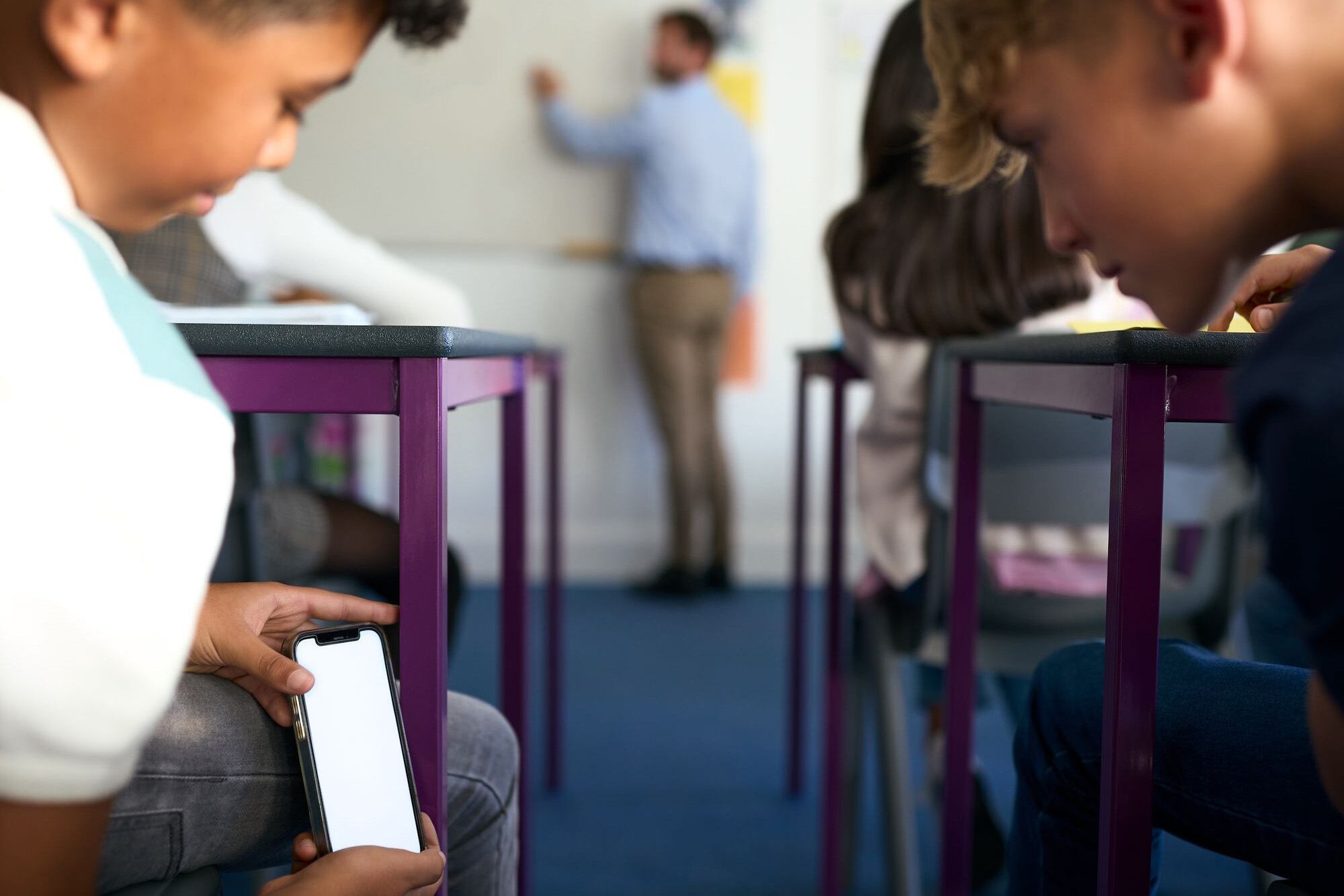 Resulta dificil lograr la desconexión en clase.