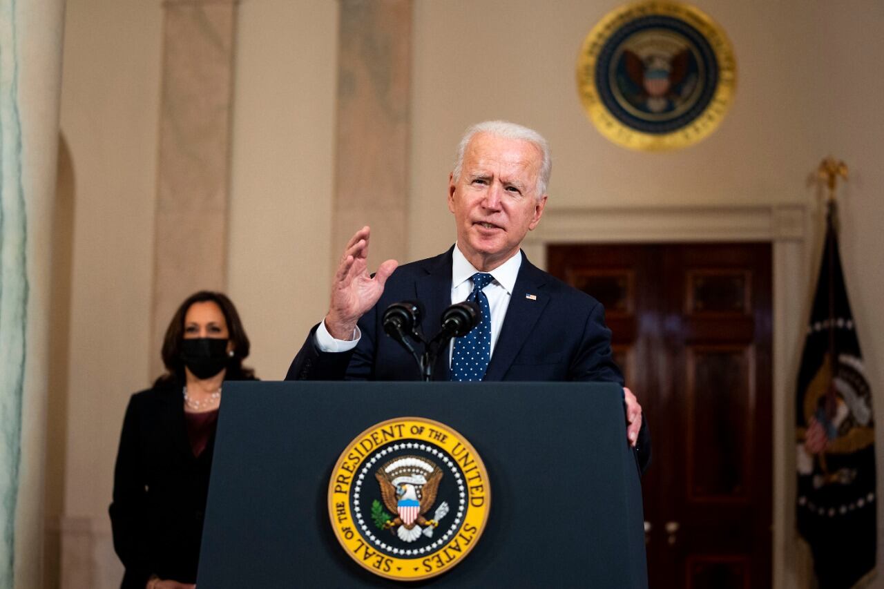 El presidente Joe Biden aprobó el Plan de Empleo con inversiones públicas en infraestructura física y social por 2,3 billones de dólares.