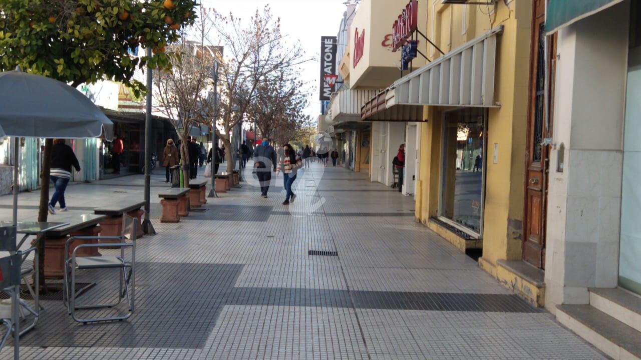 En el primer semestre de 2023, el empleo asalariado formal en el sector privado de Argentina creció un 1,6%. 