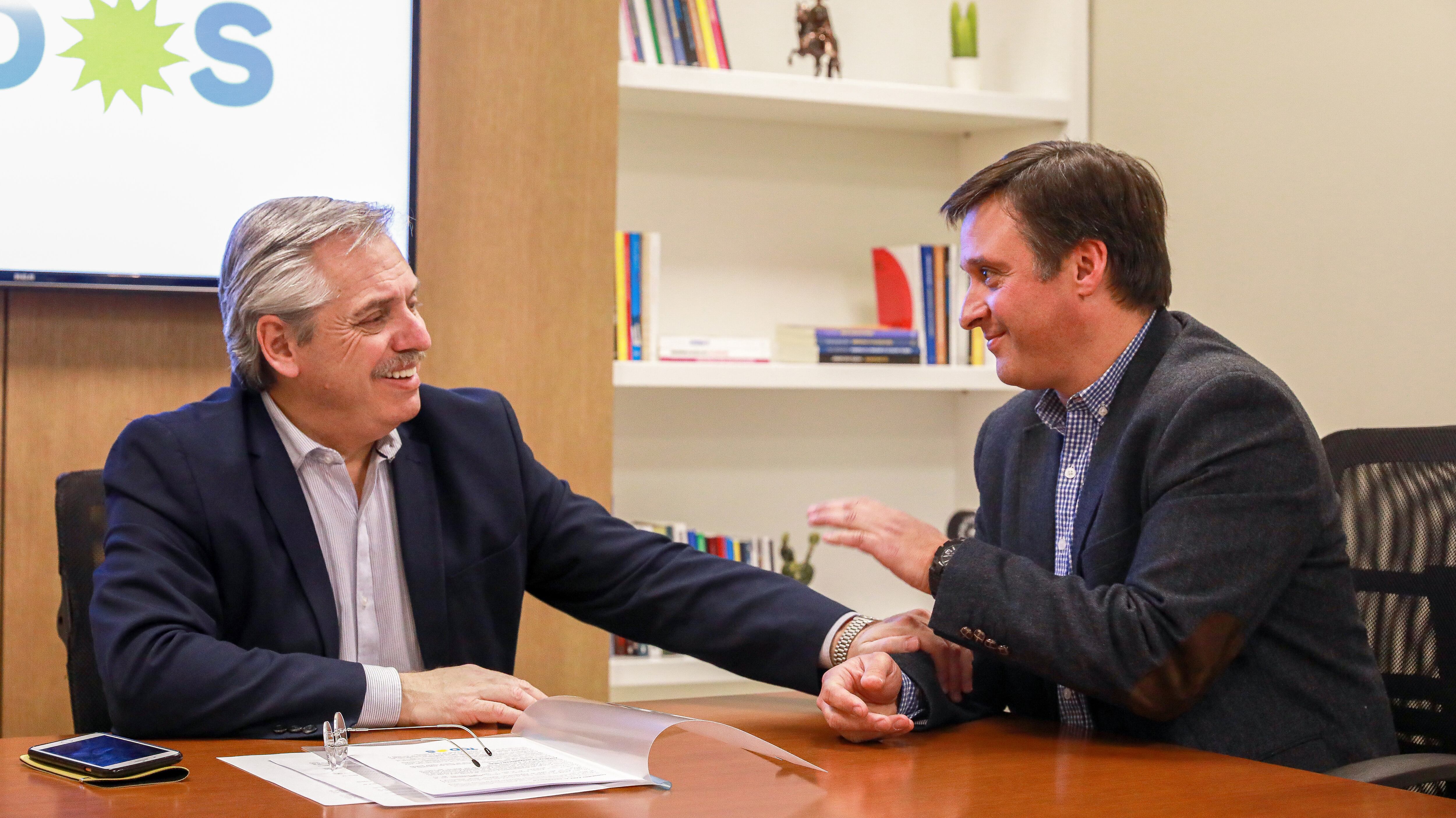 Alberto Fernández con el candidato a intendente de Bariloche, Daniel Natapoff.