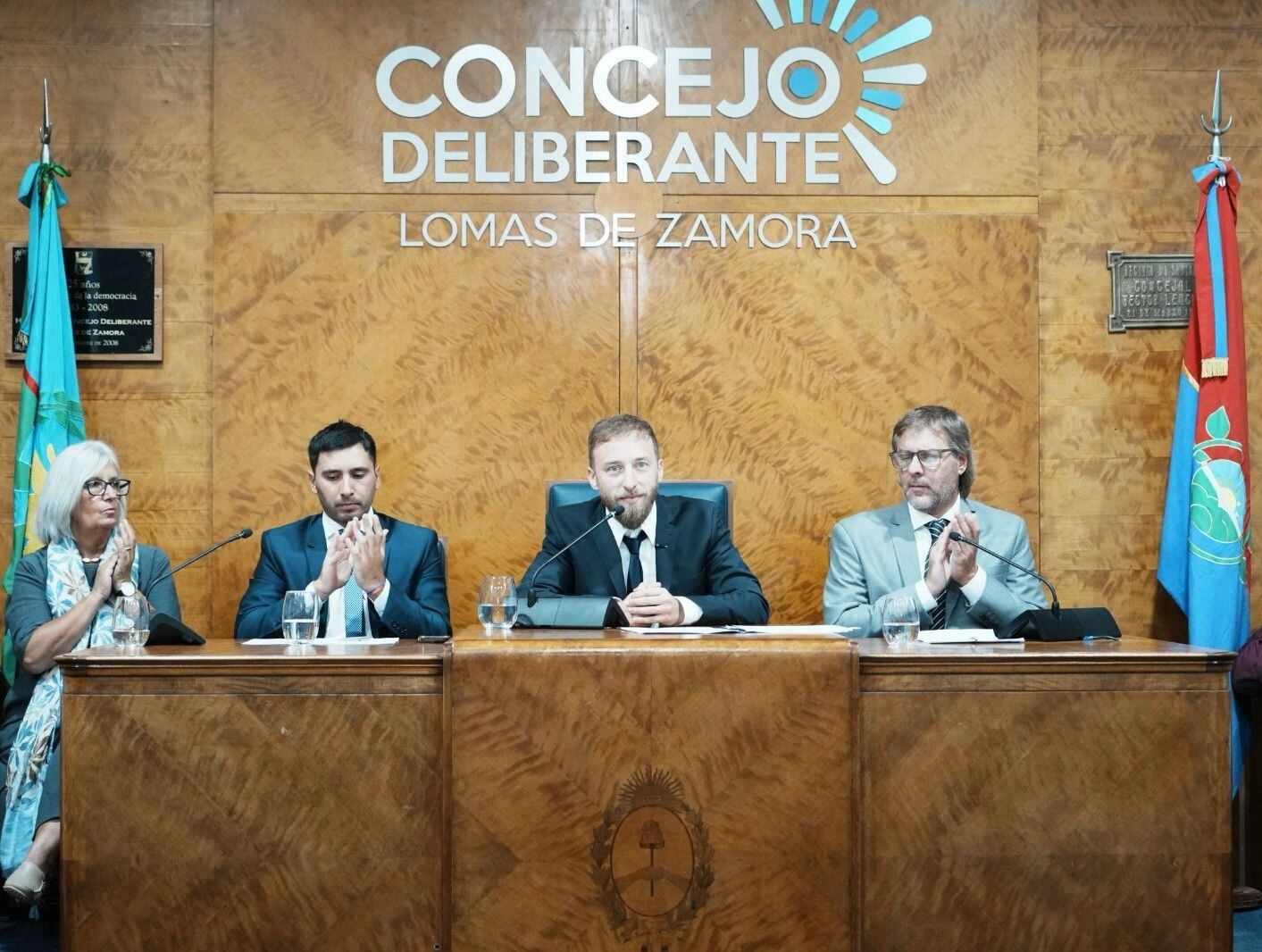 Federico Otermin abrió las sesiones ordinarias del Concejo Deliberante en Lomas de Zamora. 