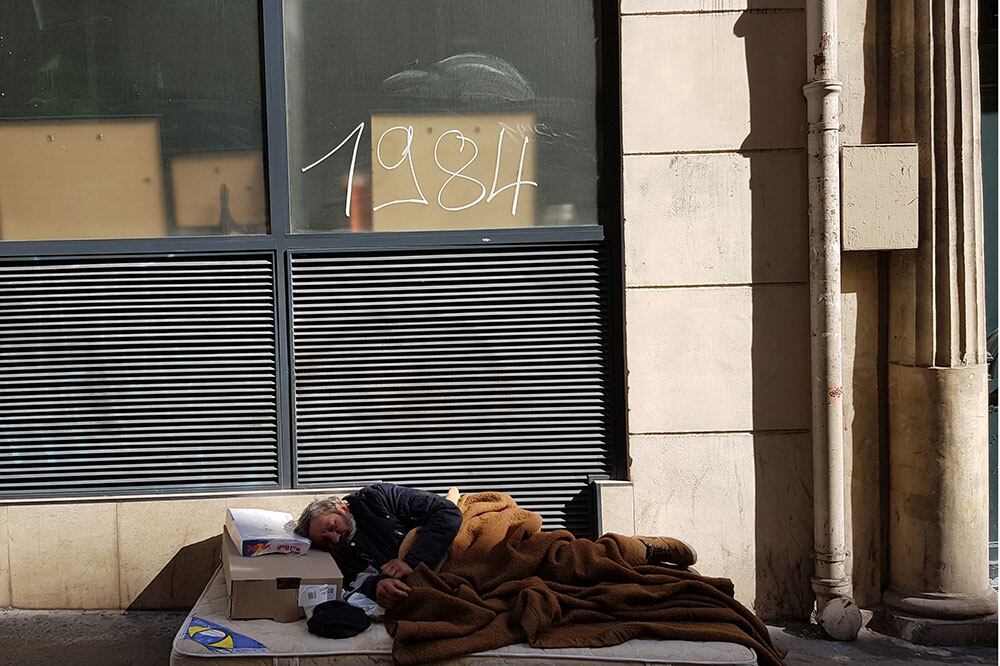 "Ni yo ni mis compañeros de suerte tenemos donde confinarnos”