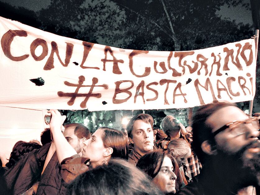 Las organizaciones denuncian la persecución contra Milagro Sala y Cristina Kirchner.