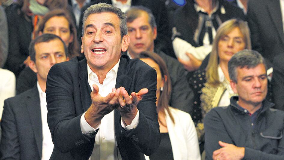 Florencio Randazzo y, detrás, en primera fila, Juan Zabaleta durante el acto de lanzamiento.