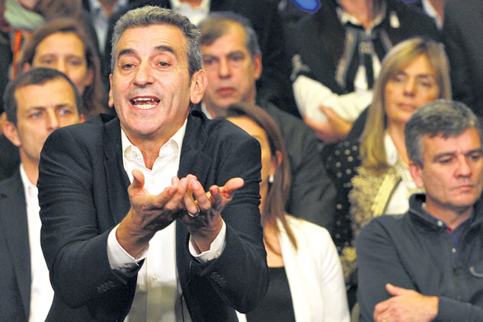 Florencio Randazzo y, detrás, en primera fila, Juan Zabaleta durante el acto de lanzamiento.