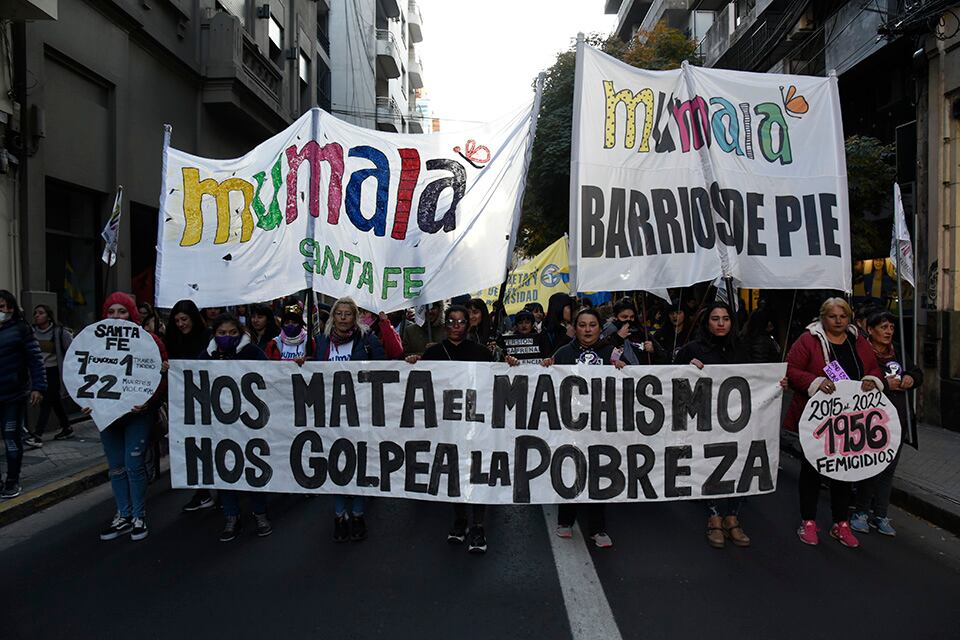 Analizan nuevas movilizaciones y acciones feministas para alertar sobre femicidios.