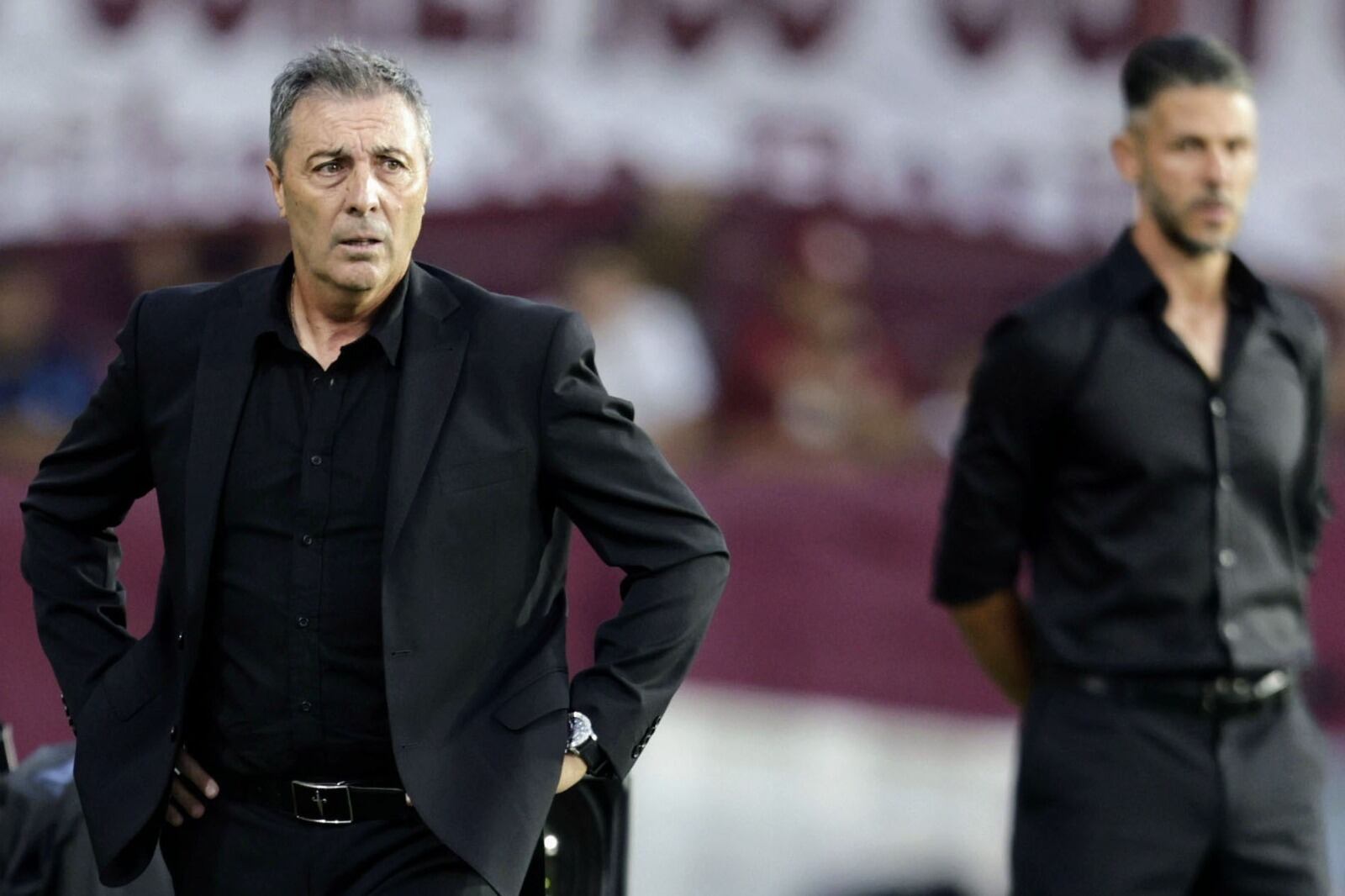 Kudelka se mostró contrariado en La Fortaleza y Demichelis mira de reojo