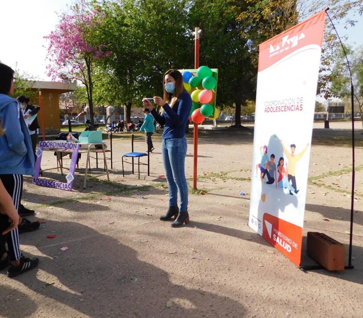 Adolescencias trabaja en la prevención del suicidio.