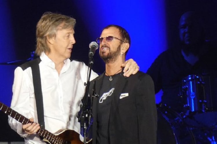 Paul y Ringo se reunieron en homenaje a Lennon.