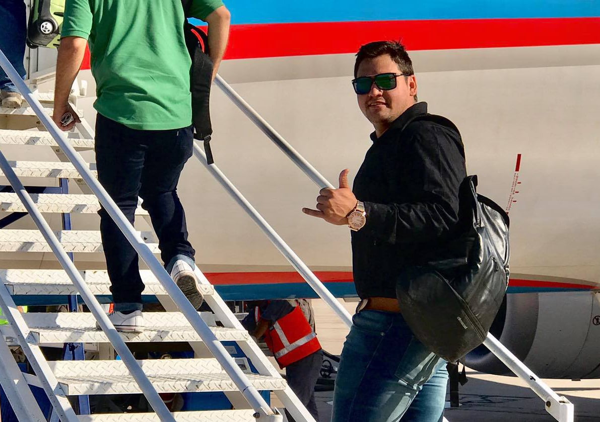 Jonathan Paredes.