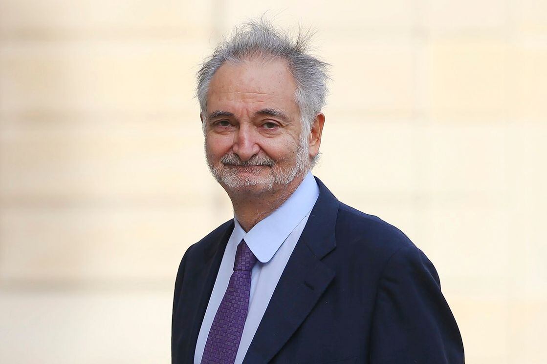 "Setenta años de droga ultraliberal han matado toda voluntad y todo medio para que el Estado pueda actuar de modo firme", afirma Jacques Attali.
