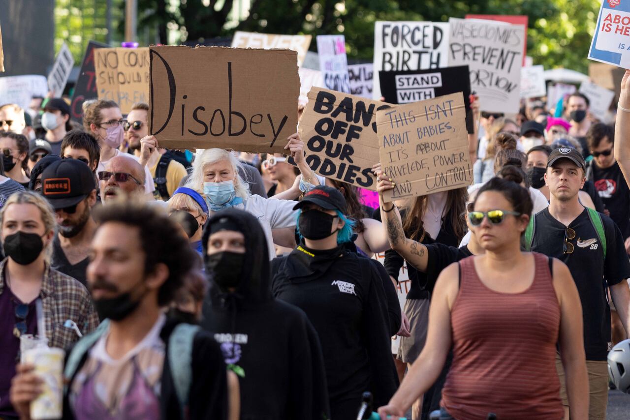 Una de las marchas contra el fallo de la Corte, en Portland. 