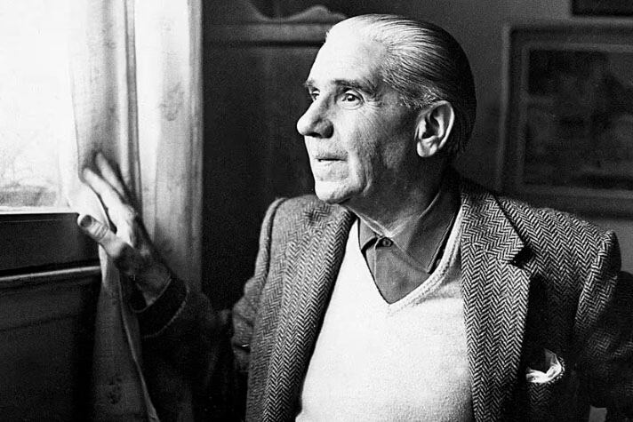 Raúl González Tuñón nació el 29 de marzo de 1905.