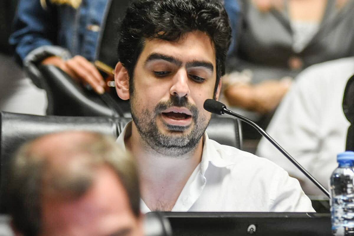 Juan Manuel Valdés preside la Comisión de Discapacidad en la Legislatura porteña.