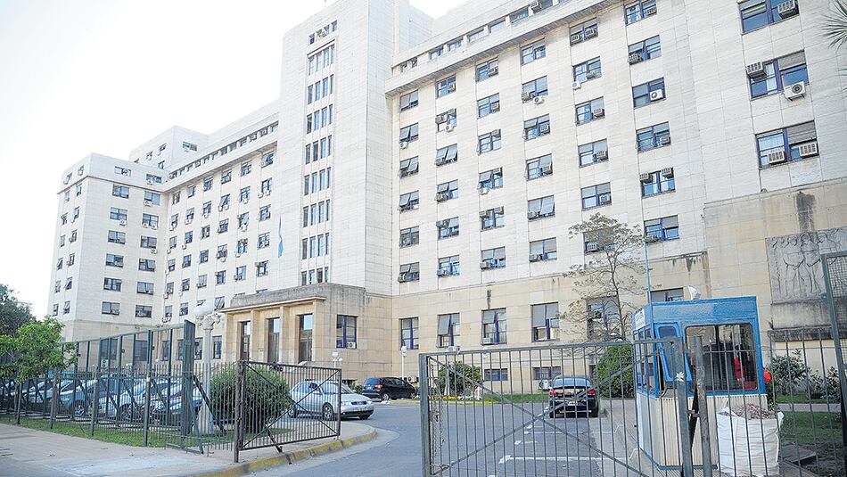 Ante los primeros recursos, un grupo de jueces se pasan la pelota y evita tomar una decisión.