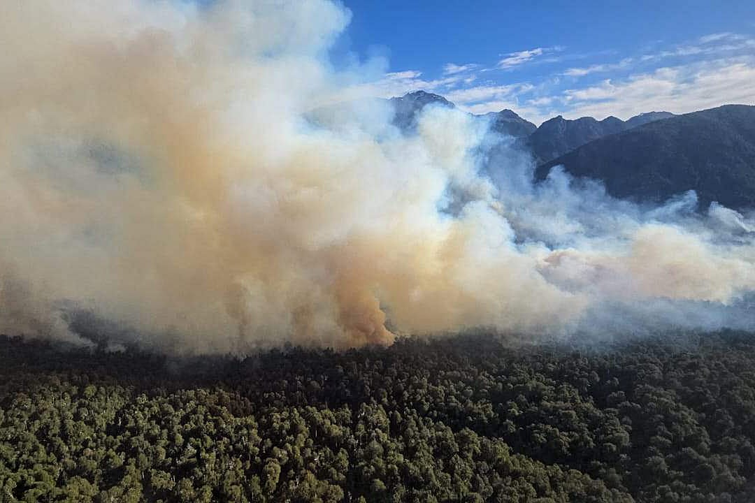Mucha preocupación por el fuego en Bariloche.
