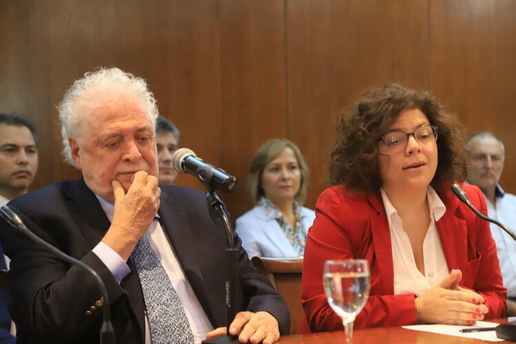 El ministerio de Salud cuenta con una línea de atención en todo el país.