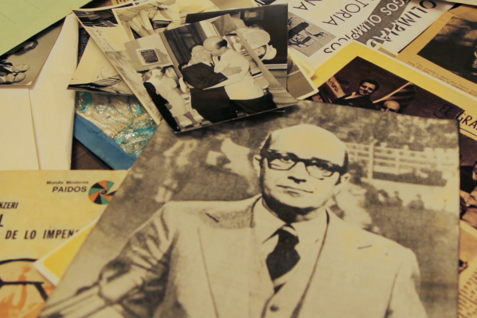 Kohan Esquenazi recorre mil y un archivos para Buscando a Panzeri.