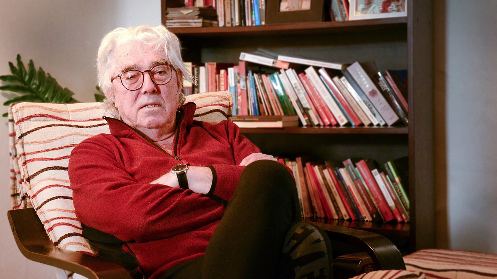 Alejandro Oliva investiga "Factores ambientales en la génesis de la enfermedad cáncer".