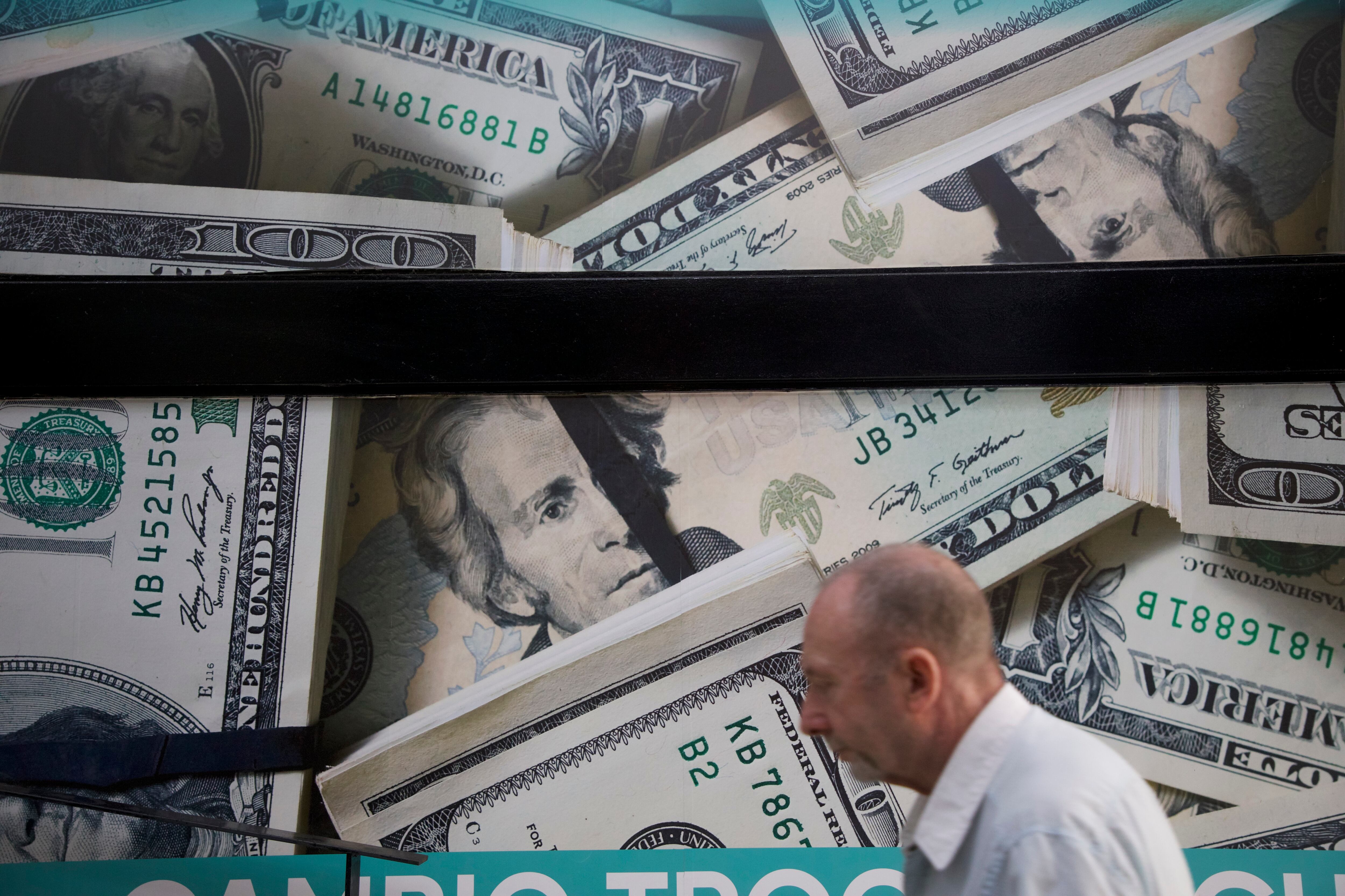 Sin demanda, aflojan el dólar blue y los financieros