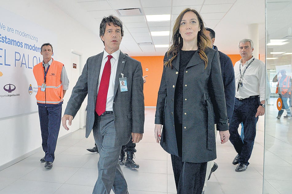 La gobernadora Vidal recorrió ayer obras en el aeropuerto de El Palomar.