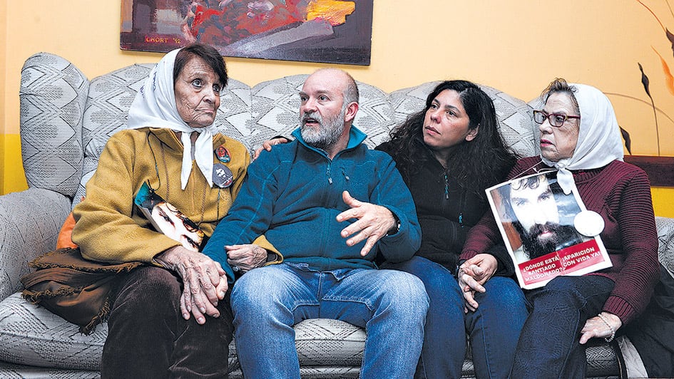 “La Gendarmería mintió, porque algo esconde”, dijo Pisoni, de Hijos, que estuvo en el sur con Taty Ameida.