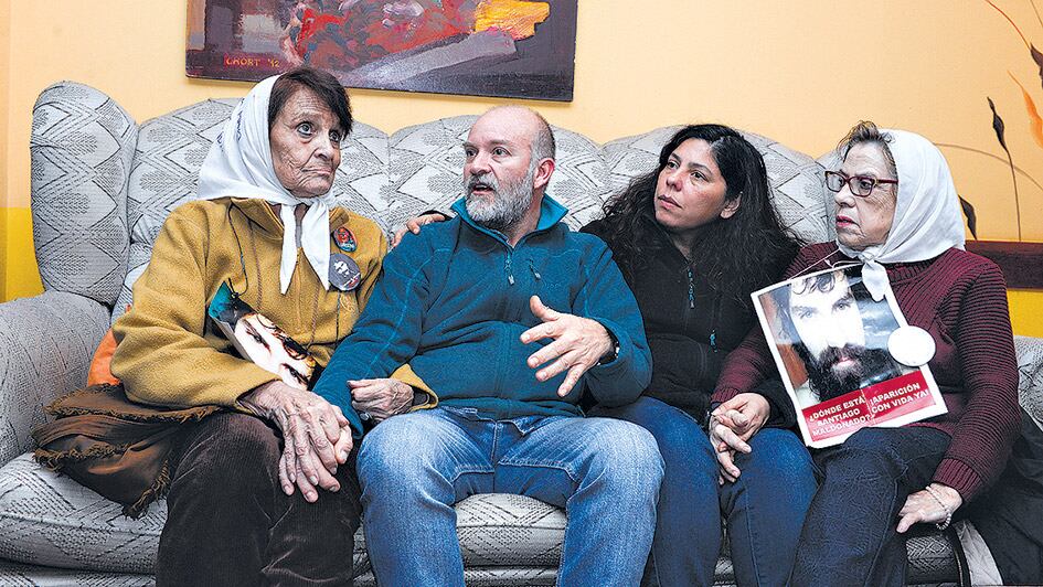 “La Gendarmería mintió, porque algo esconde”, dijo Pisoni, de Hijos, que estuvo en el sur con Taty Ameida.