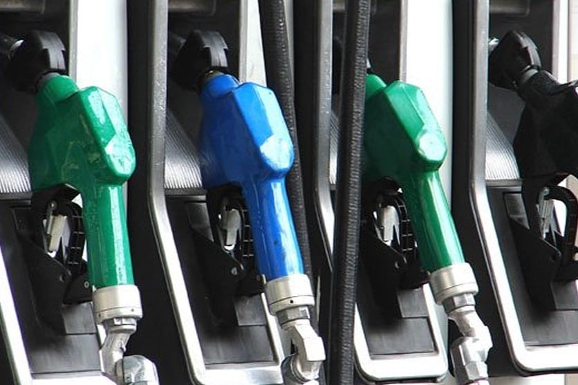 Cuánto sale el precio por litro de nafta en CABA en febrero 2024.