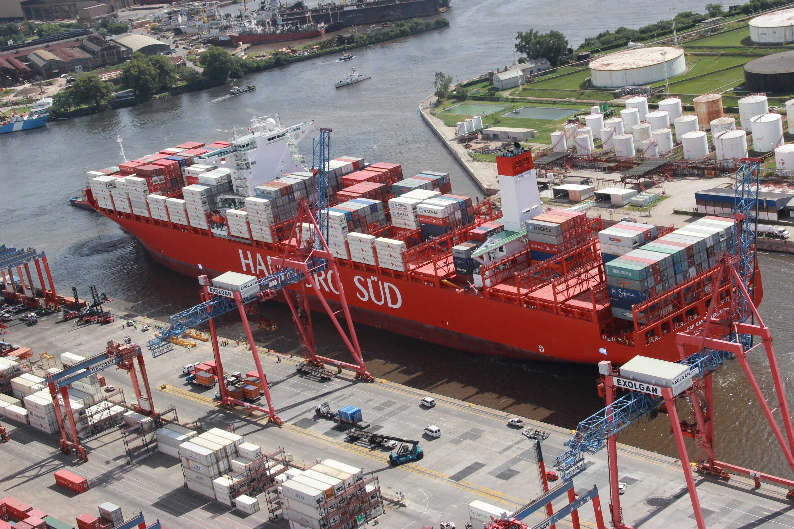 Las exportaciones cayeron 35,4 por ciento en junio.