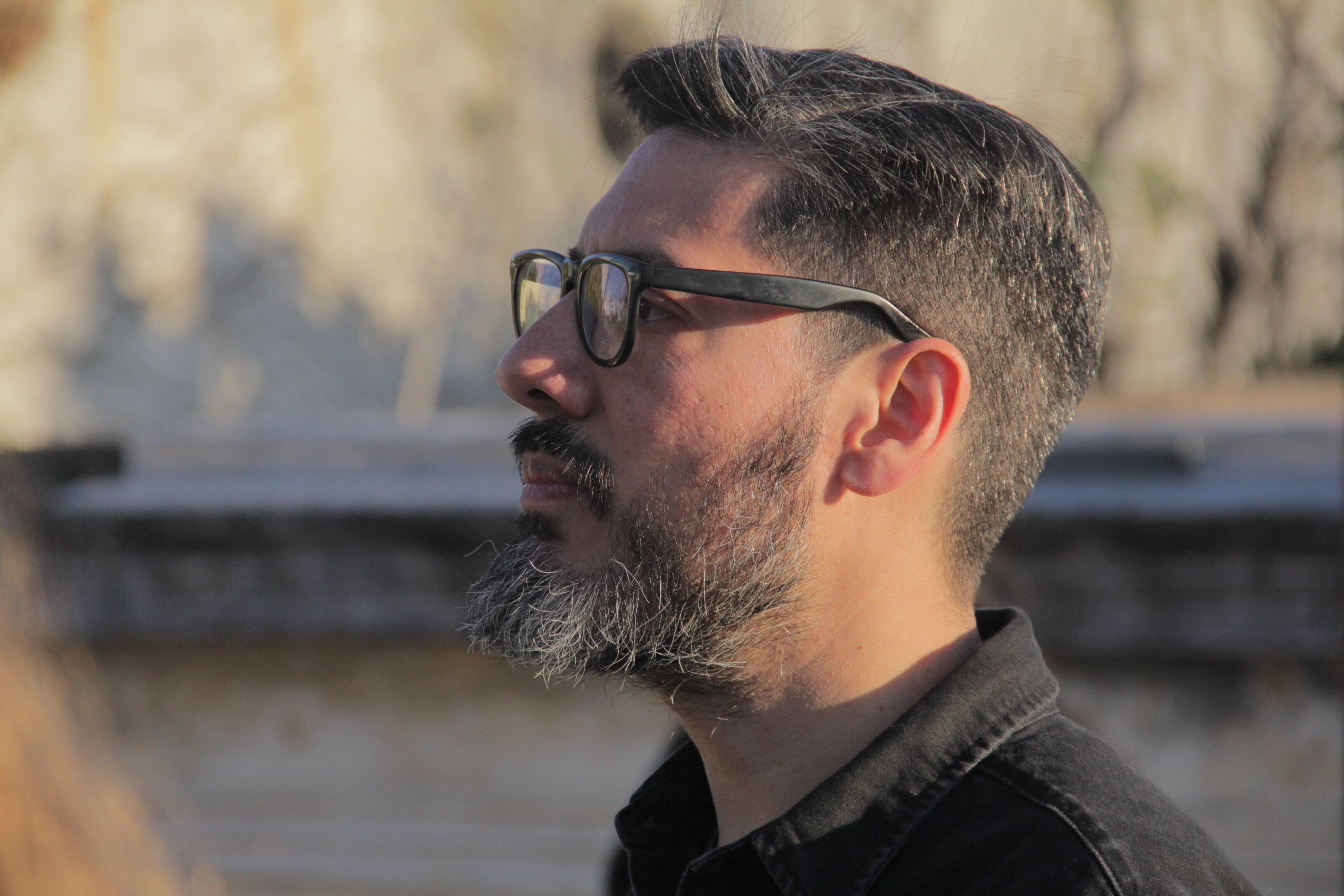 Crexell escuchó la historia de los bombardeos de boca de su padre.