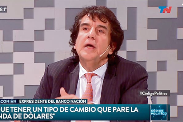 “Lo que pasa es que esto es un incendio”, dijo para justificar las retenciones.