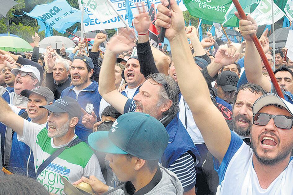 “No bien se rompa la tregua se volverá a las medidas de fuerza”, advirtieron los trabajadores.