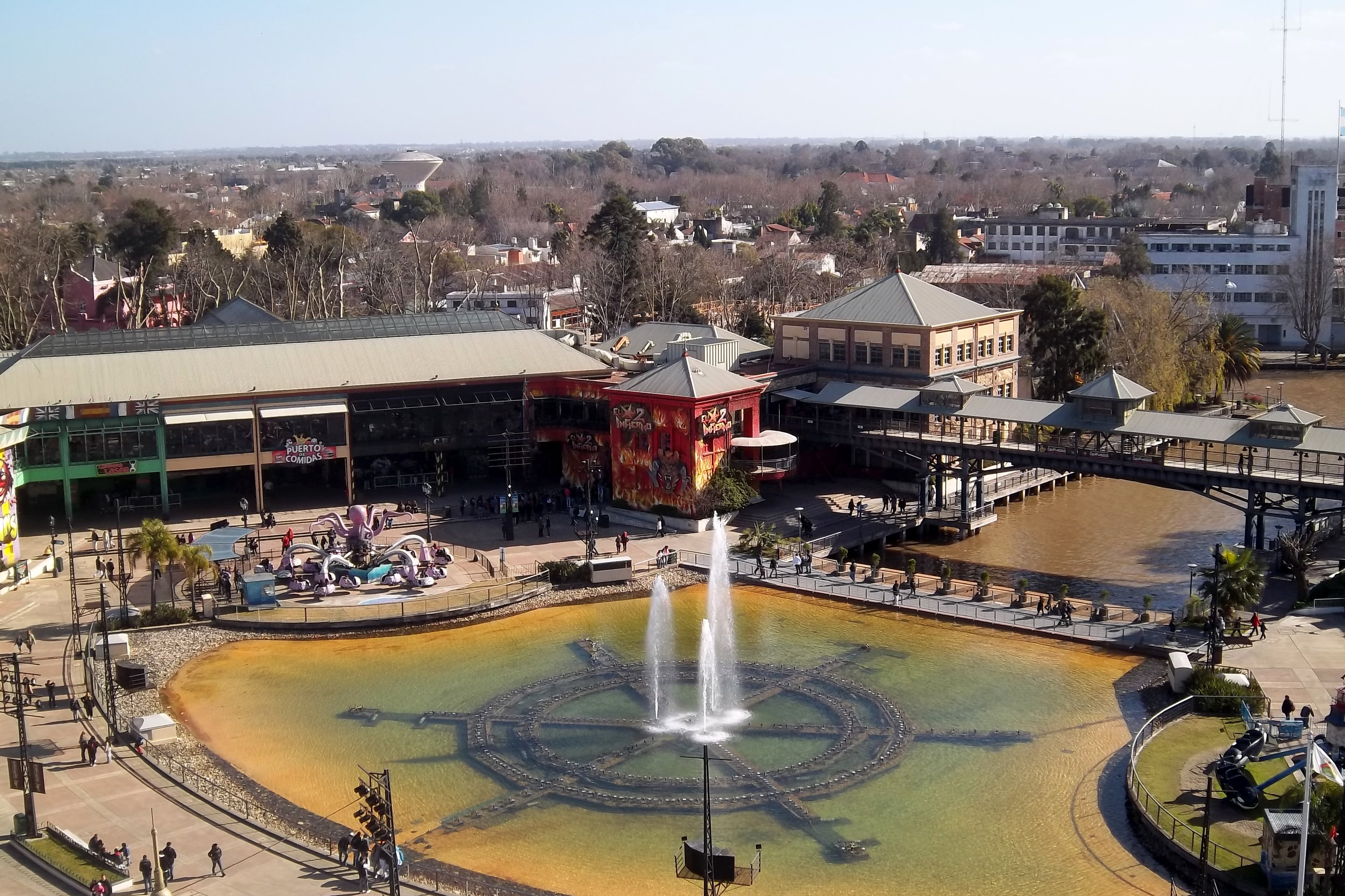 Los doce terrenos desafectados incluyen una parte del Parque de la Costa.