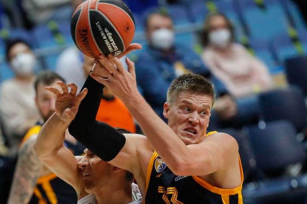 Jonas Jerebko jugó diez temporadas, entre 2009 y 2019, en la NBA