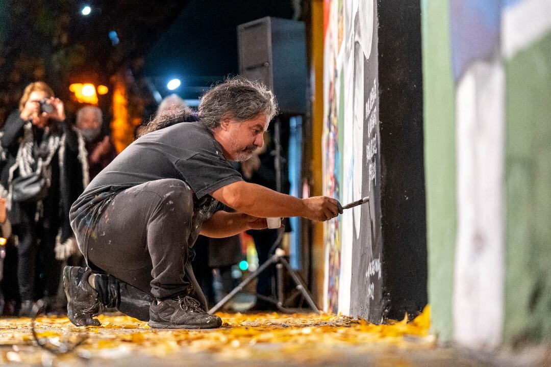 Chelo se define como un obrero del arte.