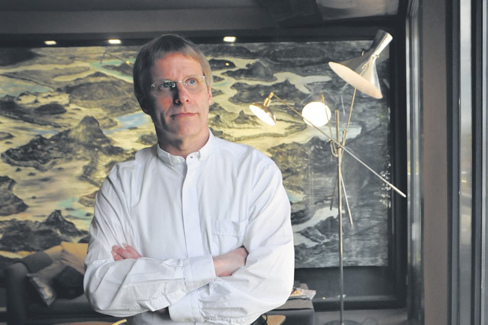 Tononi es médico psiquiatra y se especializó como neurobiólogo en Pisa (Italia).