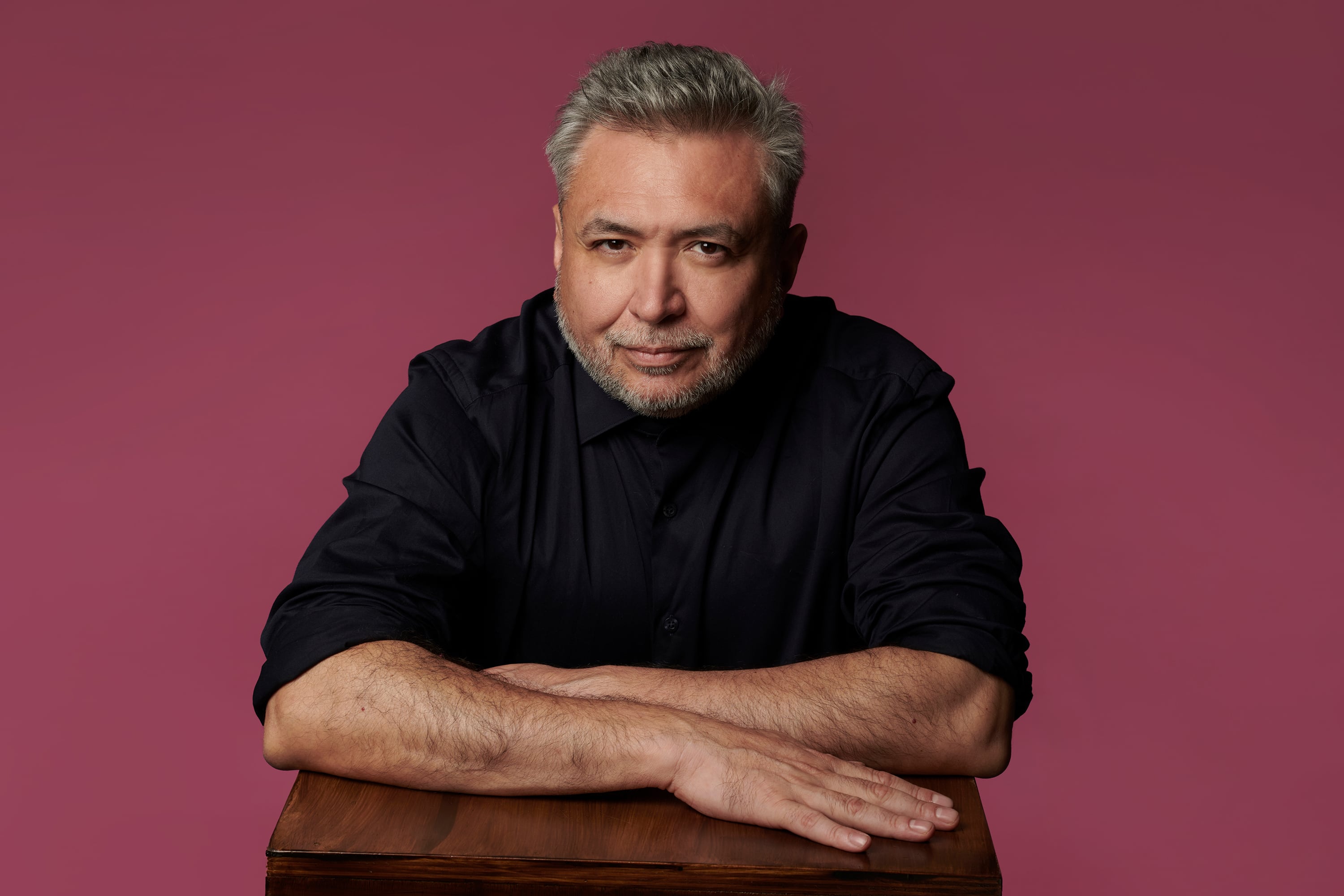 Cristian Alarcón es el creador de Anfibia y Cosecha Roja.