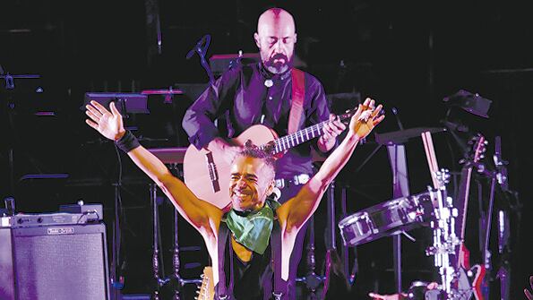 Café Tacvba logró que el taconeo se instalara en el Colón.