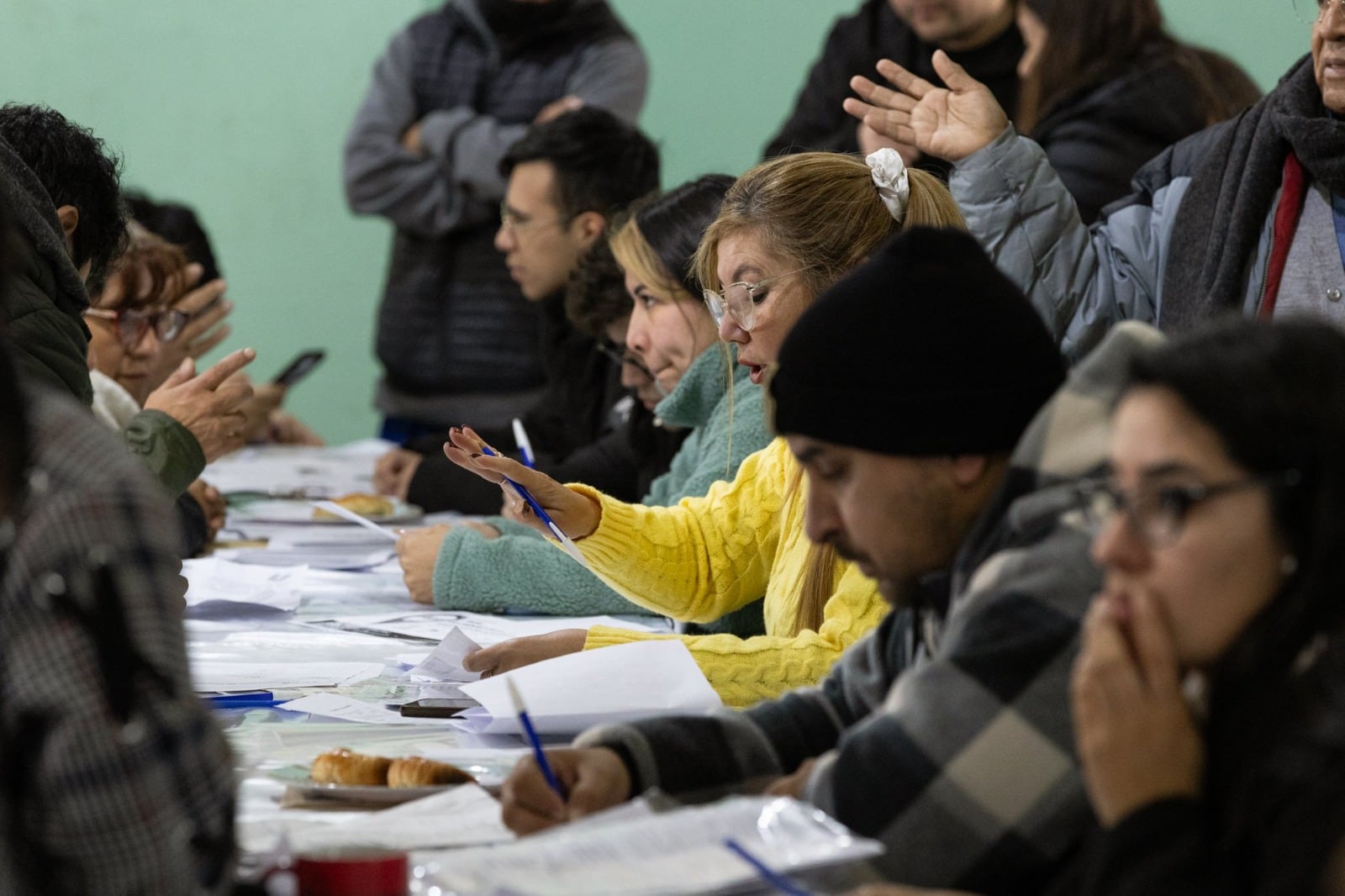 La provincia trabaja semanalmente con capacitaciones en pos de la regularización en La Salada. 