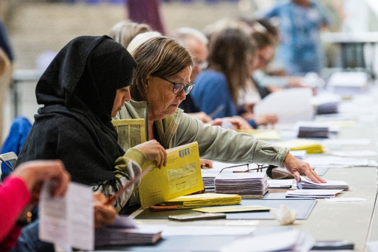 El recuento de votos dejó en claro el avance de la derecha conservadora y de la extrema.
