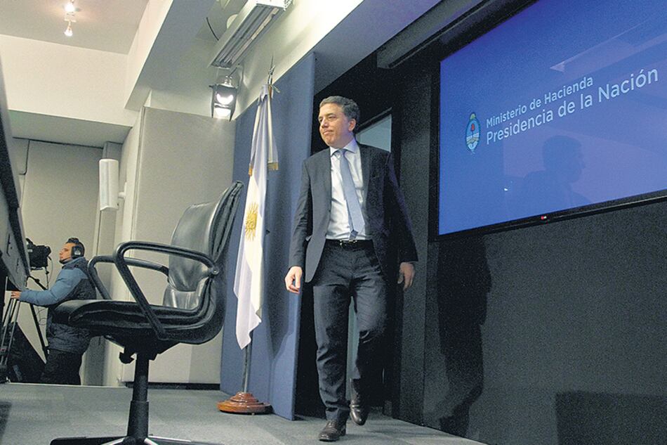 Nicolás Dujovne, ministro de Hacienda, se topó con un aumento del riesgo país a 560 puntos.