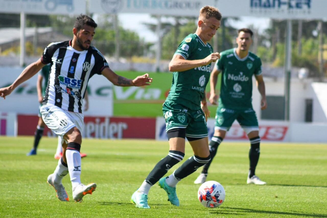 Central Córdoba se hizo fuerte en Junín.