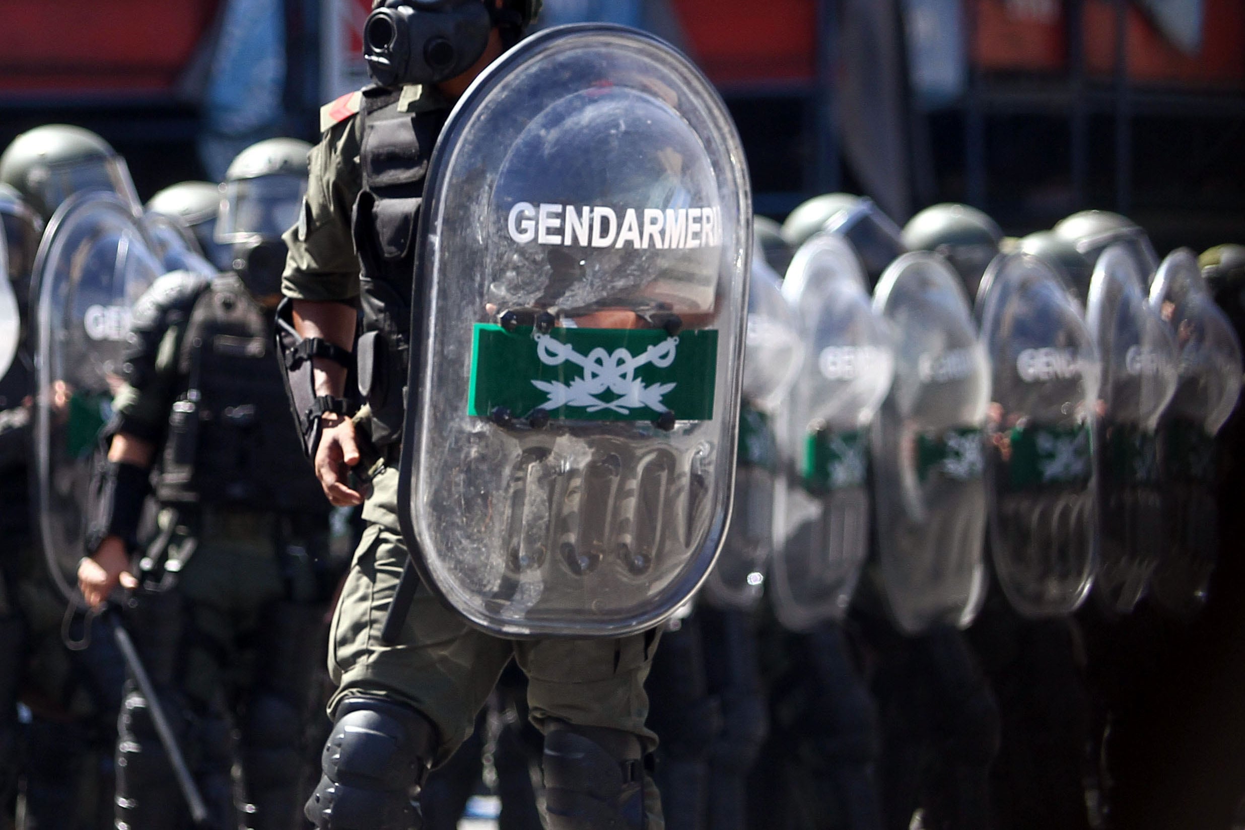 Los gendarmes se organizan en un grupo de Whatsapp, en el que expresan su enojo por las condiciones laborales.