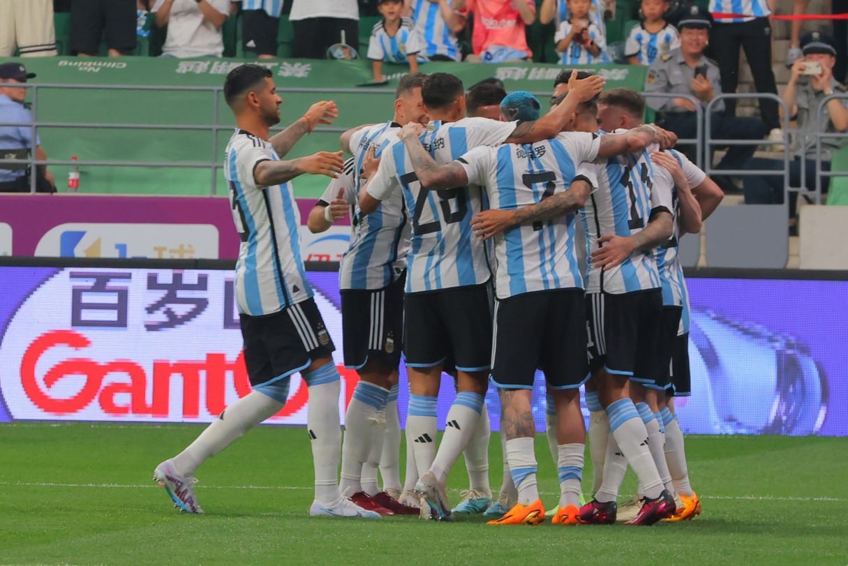 Uno de los últimos amistosos de la selección, en junio, frente a Australia