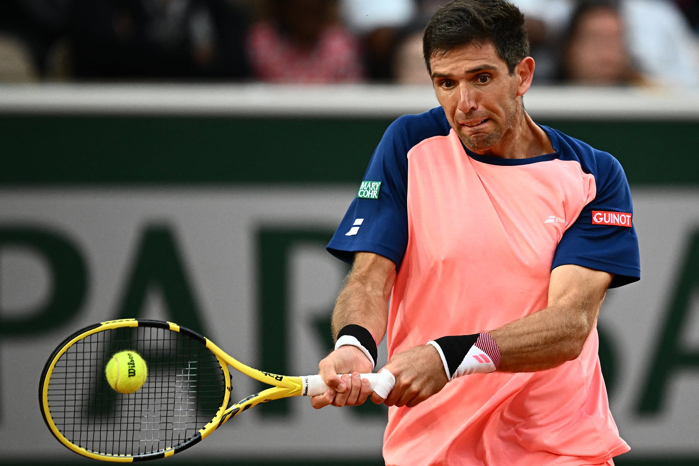 Delbonis no pudo con Rublev y se despidió de París.