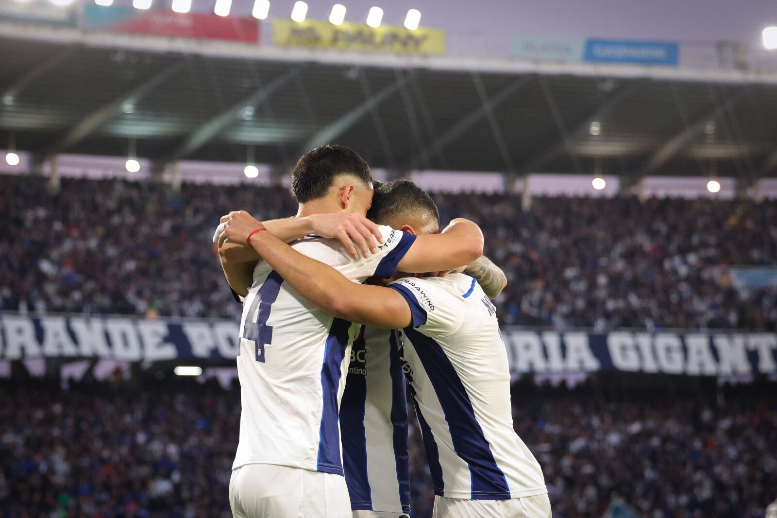 Talleres tuvo una buena tarde en el Kempes.