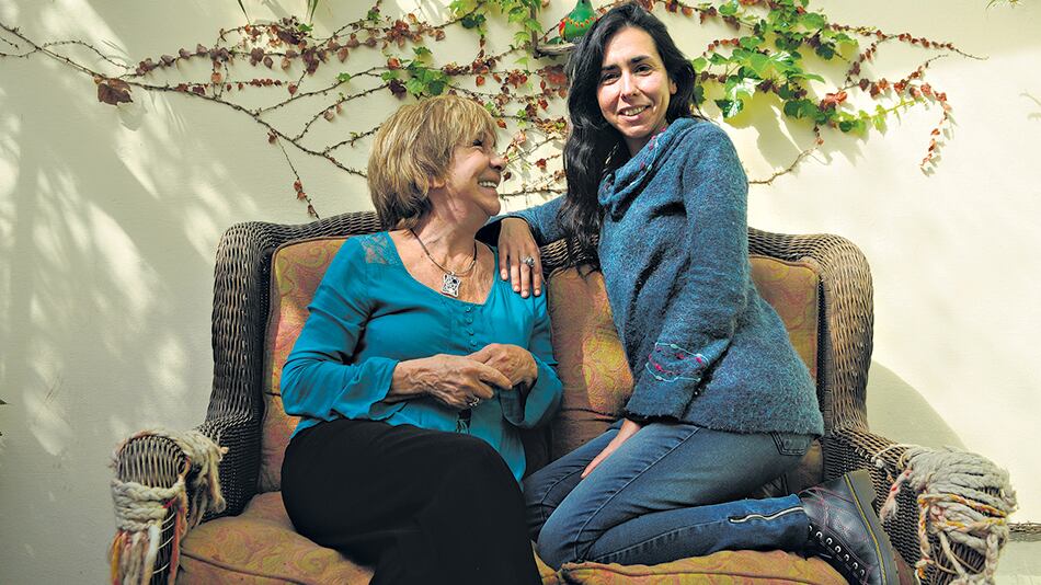 Lago y Giovine, madre e hija. La obra va sábados y domingos en el Teatro La Comedia.