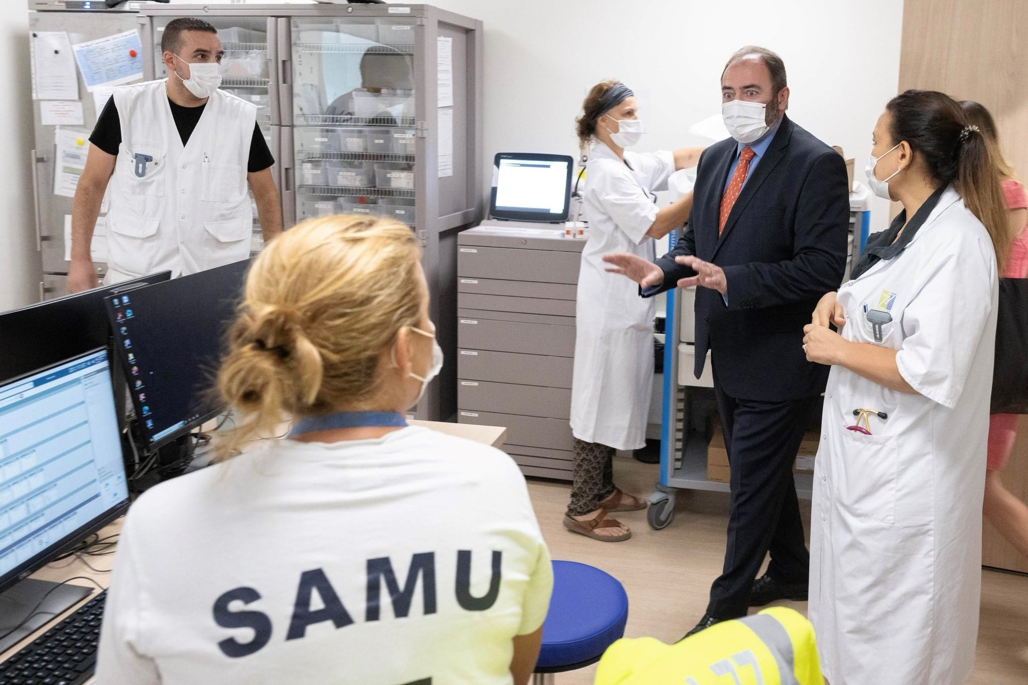 El ministro remarcó que el Gobierno centrará su campaña de vacunación "en los grupos considerados de mayor riesgo". Foto: François Braun/Twitter.